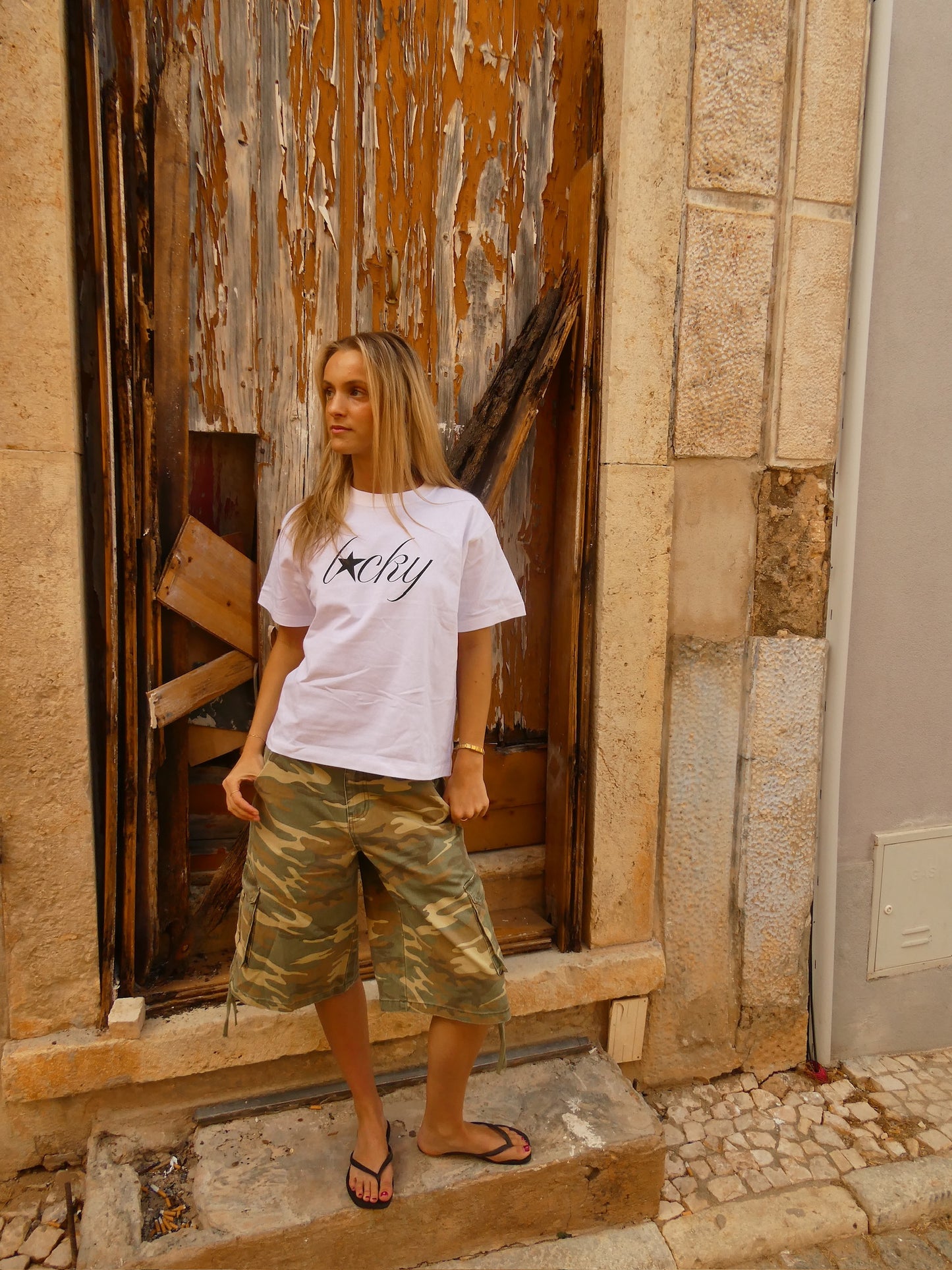 ‘Lucky’ tee