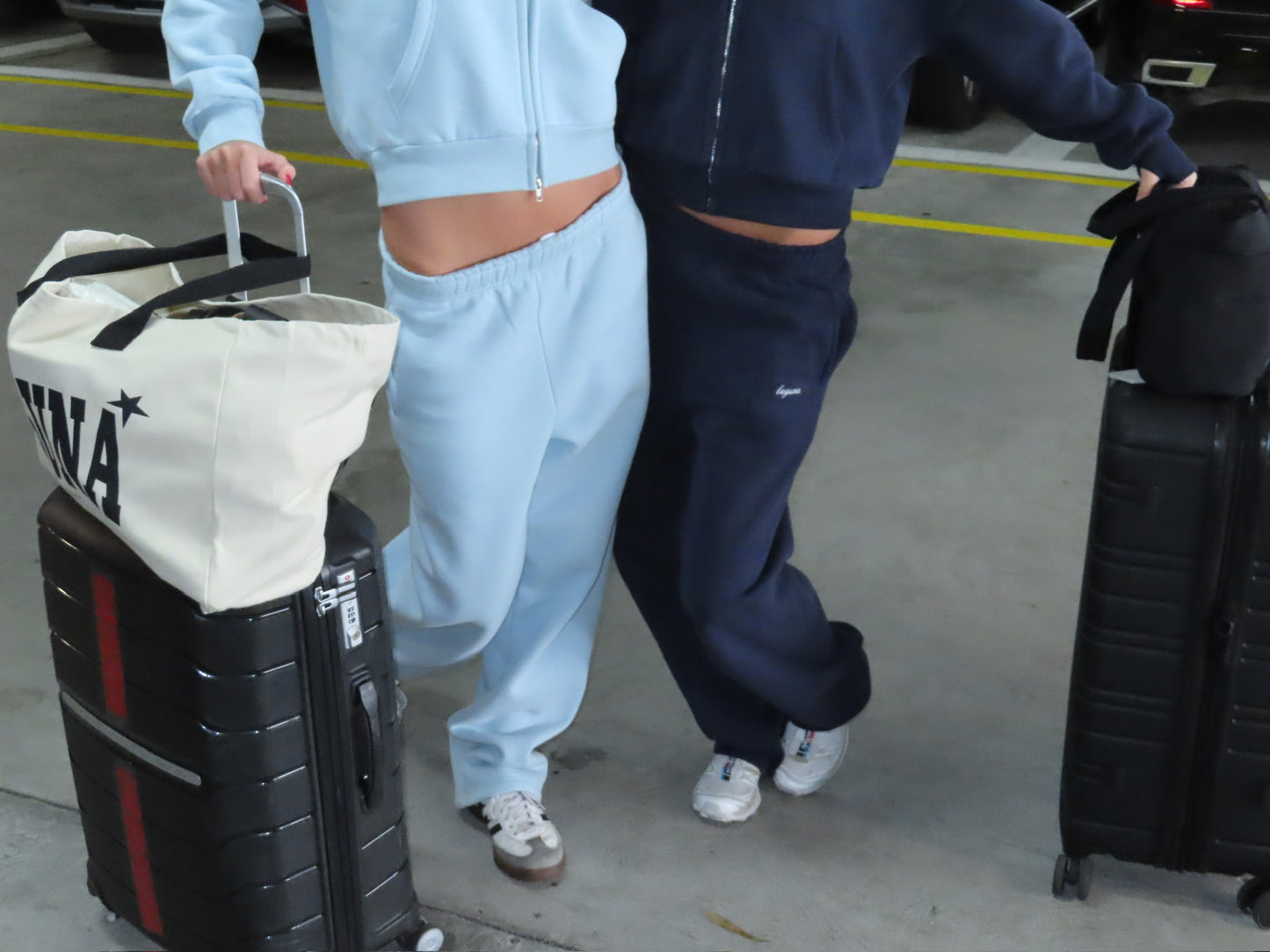 Oversized track pants in 'Midnight'