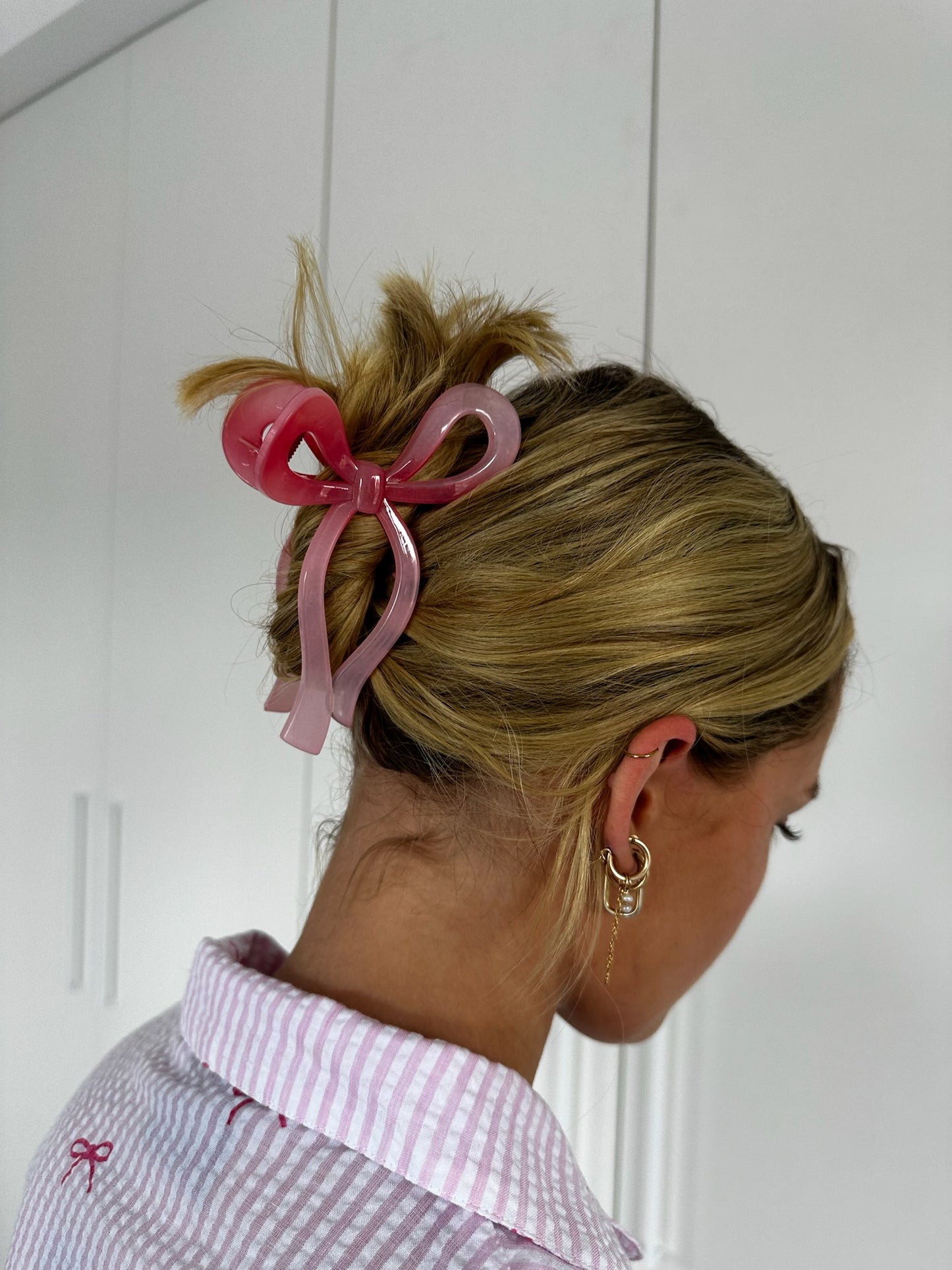 Bow Claw Clip in 'Petal'