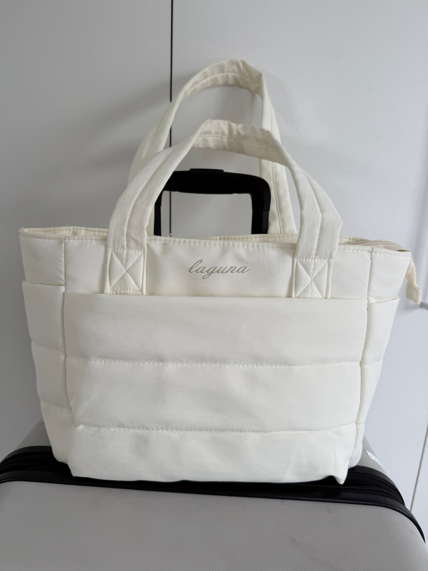 The Jetset Bag in 'cloud'